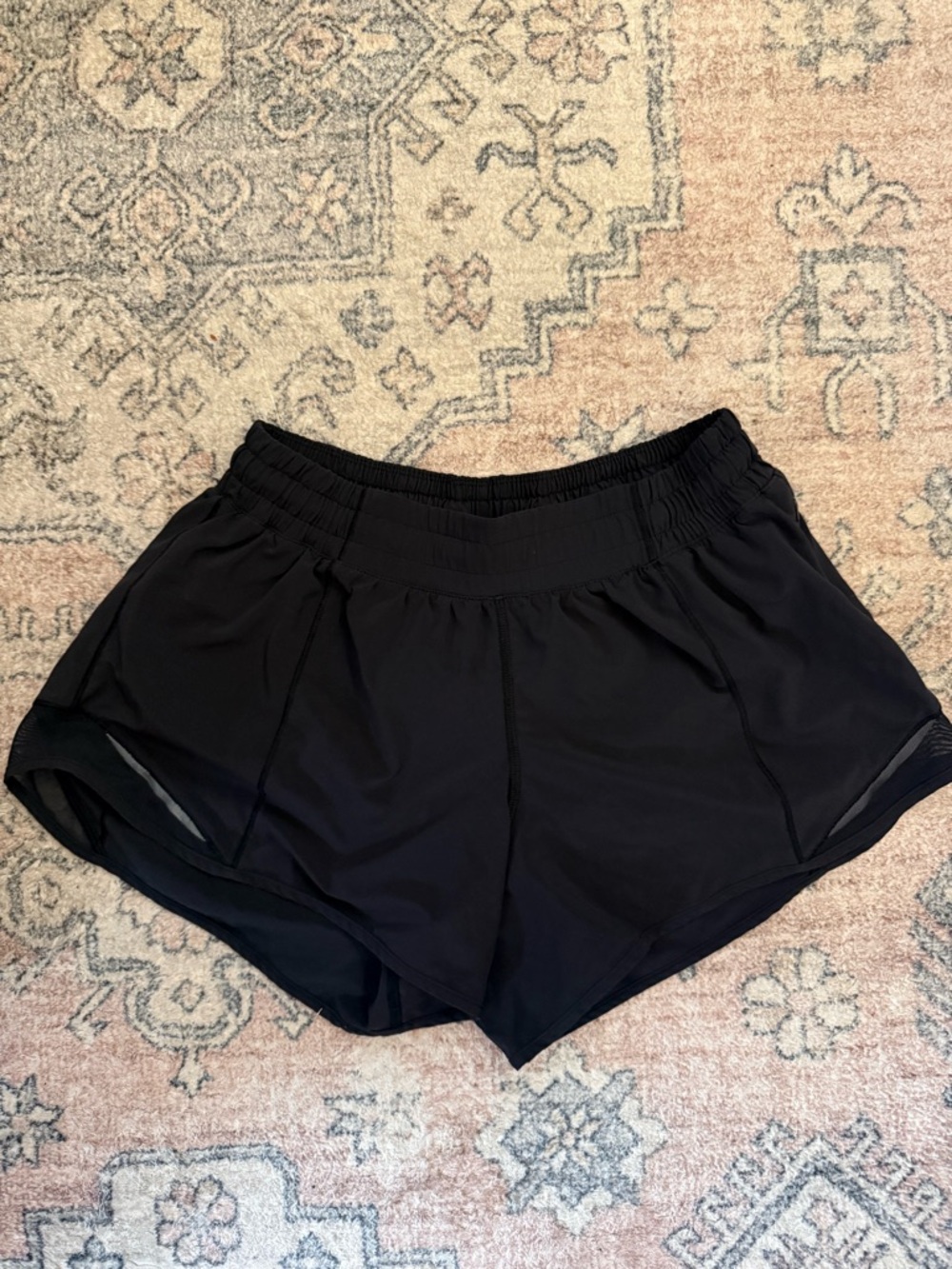 Lululemon Hotty Hot Short ll Long 4”